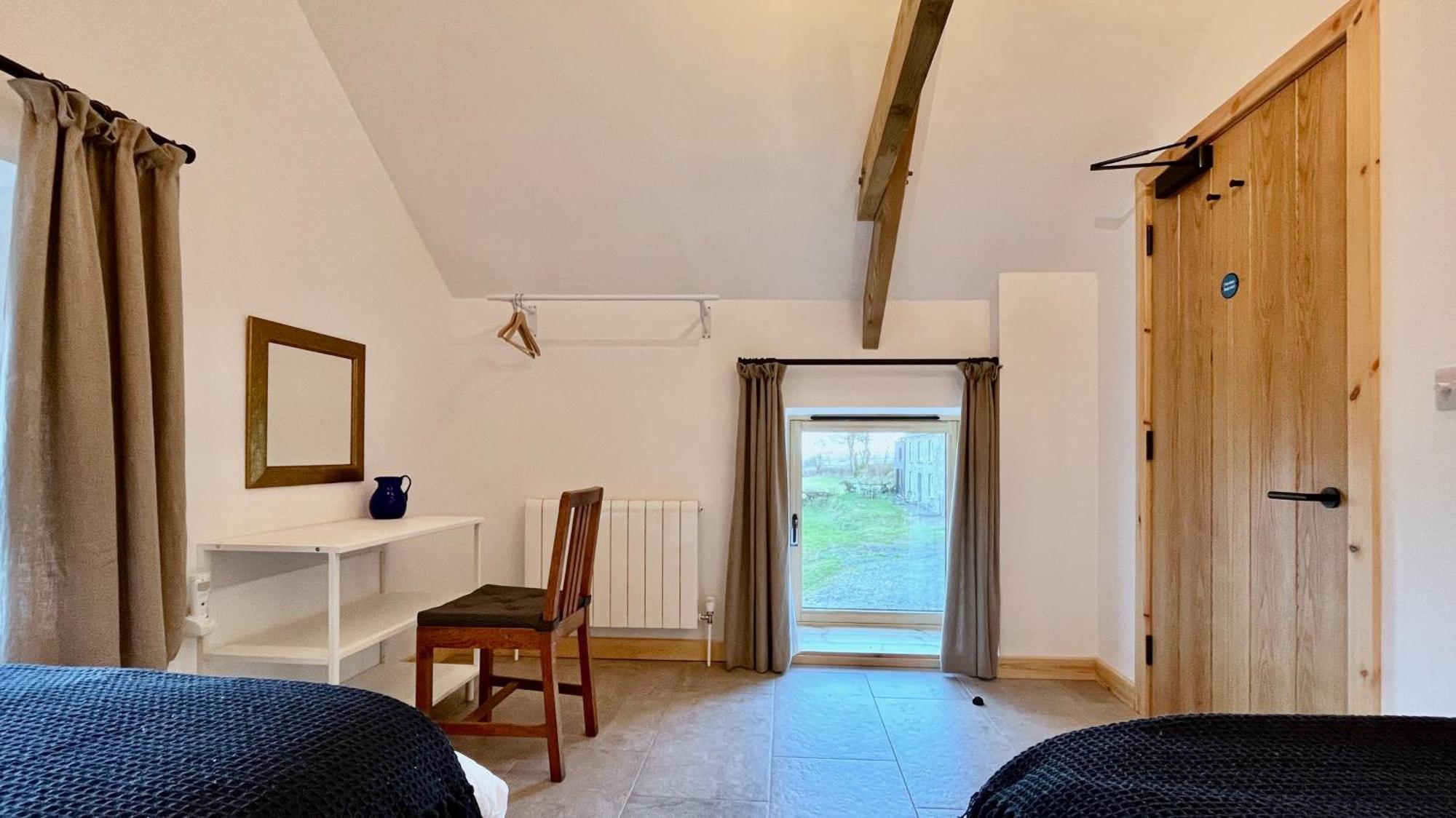 Charming Countryside Barn Pencader (Carmarthenshire)