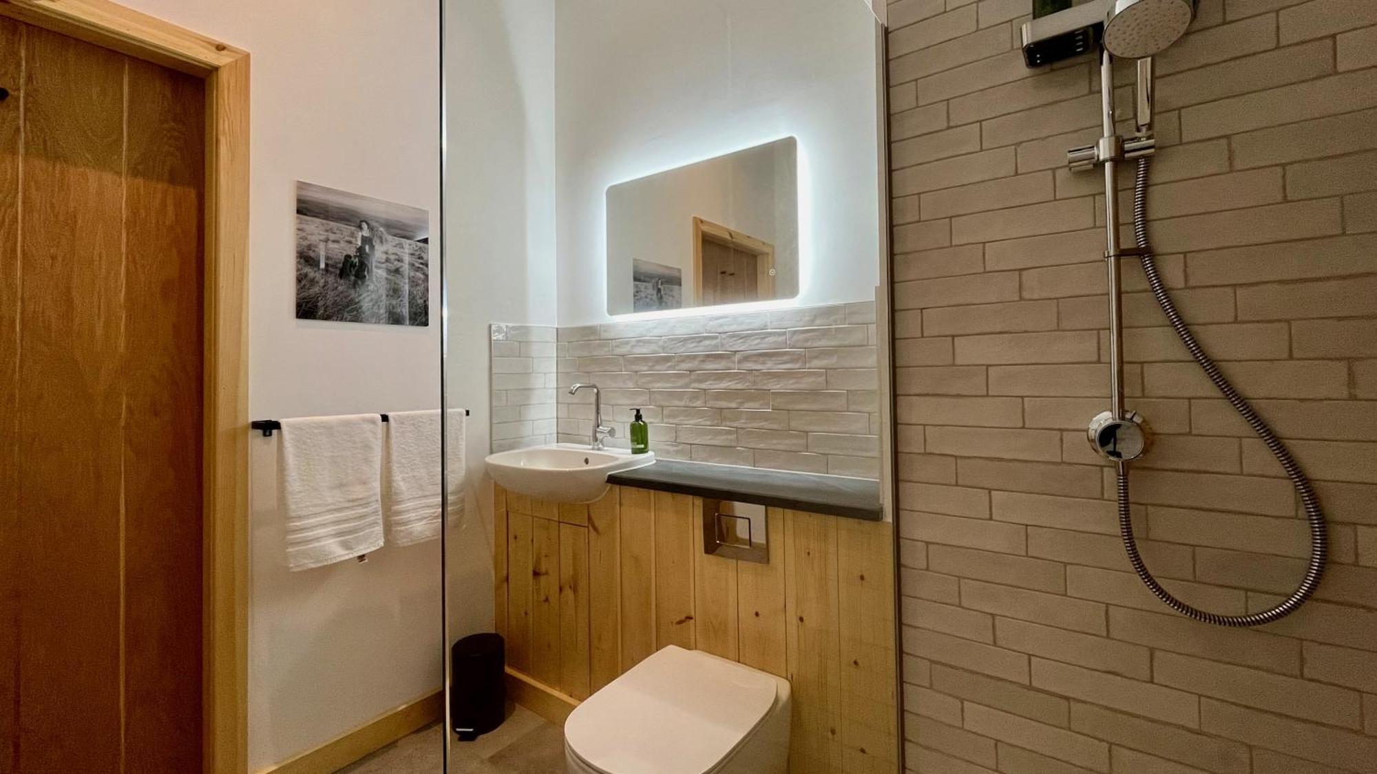 Charming Countryside Barn Apartment Pencader (Carmarthenshire)